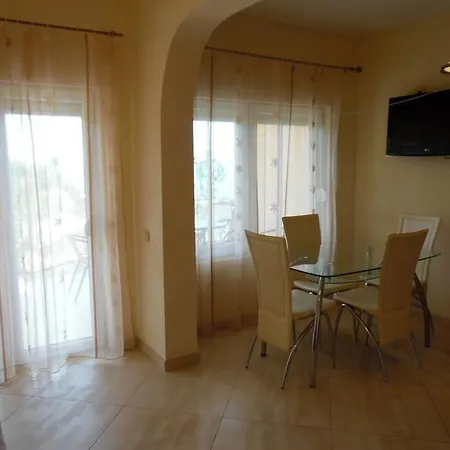 Svetlana Apartament *